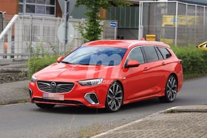 opel-insignia-sports-tourer-gsi-201738143_6.jpg