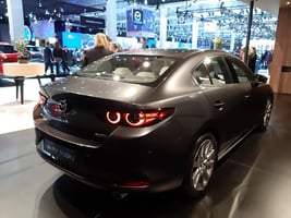 sedan 2.jpg