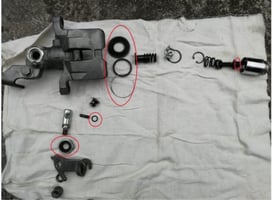 Mr_GH_rear_brake_disassembly_01.JPG