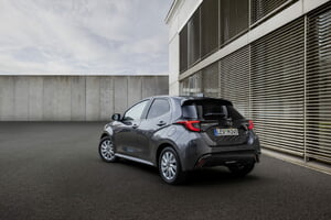 2022-Mazda2-Hybrid-6-1024x683.jpg