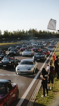 Mazda_MX-5_Guinness_World_Record_082_highres.jpg