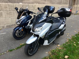 X-Max 250 - 2012 + Honda Forza 300 - 2018.jpg