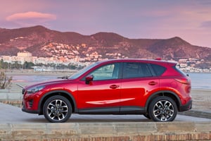 2015_Mazda_CX5_still_2.jpg